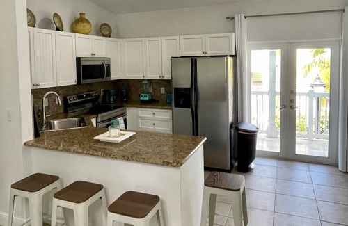 Alice Town Casa | Spacious Condo Bimini Bay Resort, Bahamas, 2Bedrooms /2 Bathrooms, sleeps 8
