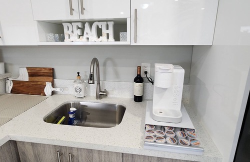 Surfside Apartamento | Spacious Condo on the Beach!