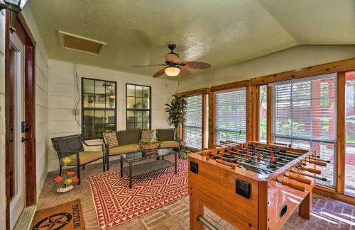 Conroe Casa | Spacious Conroe Home with Foosball and Pool Table!