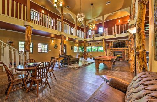 Conroe Casa | Spacious Conroe Home with Foosball and Pool Table!