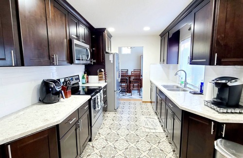 Bull Mountain Casa | Spacious & Conveniently Located 4/2.5 House