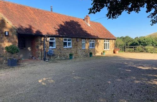 Northend Casa | Spacious Cottage in Idyllic Spot