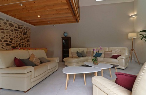 La Chapelle d'Audaine Cabaña | Casa rural con sauna, billar, y zona de juegos para niños en entorno natural de 1 ha