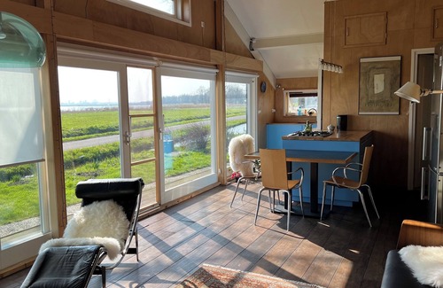 Monnickendam Casa | Spacious Country Home With Spectacular View on Lake in Waterland, Amsterdam Area