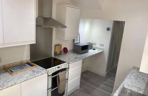 Christchurch Casa | Spacious & Cozy 3 Bedroom Home in Bexleyheath