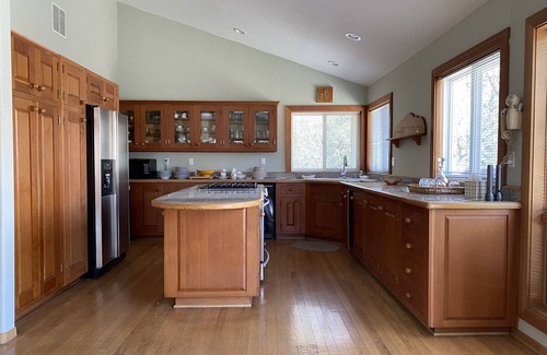 Wofford Heights Casa | Newly Furnished! Spacious, Cozy Getaway with Breathtaking Mountain Views