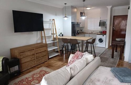 Stellenbosch Central Apartamento | #Spacious Cozy Stay- Free parking