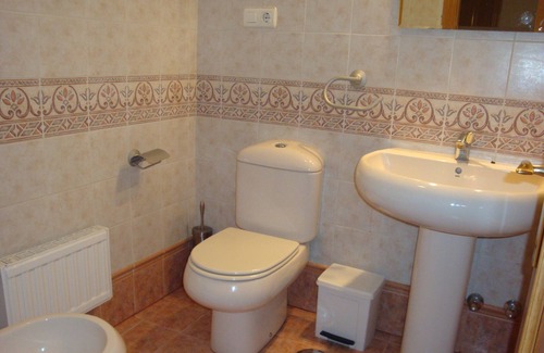 Figueras (Castropol) Apartamento | Spacious, Cute, and Lovely 2 BD/2BA apartment. Castropol, Asturias.