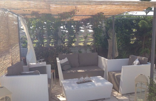Margherita di Savoia Villa | Amplia Villa con acceso privado al mar