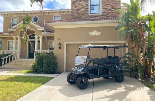 Davis Islands Casa | Spacious Davis Island Home, minutes away from downtown Tampa and Amalie Arena!