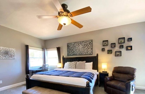 Kanab Casa | Spacious Desert Oasis, Dark Skies, Pet Friendly!