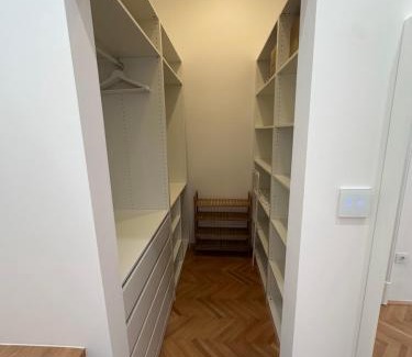 Maribor Apartamento | Spacious Designer Apartment in heart of the town