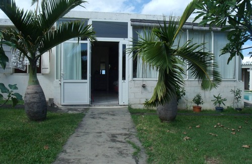 Saint-Louis Casa | Casa de familia Kaz espaciosa, independiente, jardín tropical, piscina.