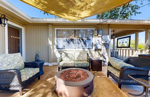 Wimberley Casa | Spacious dog-friendly home settled on a serene property with wrap-around porch