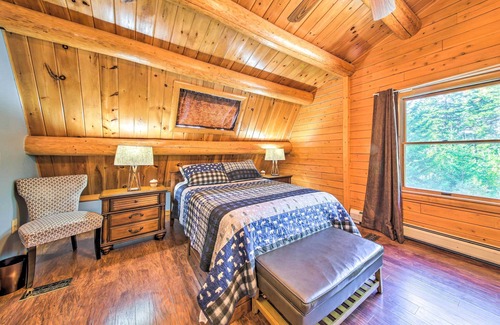 Gouldsboro Cabina | Spacious Down East Cabin w/ Deck + Views!