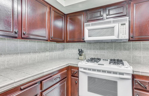 Downtown Casa | Spacious Downtown Fresno Townhome: Walk to UCSF