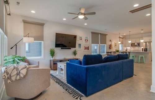 Greenwood Casa | East Nashville Home for 10 Guests