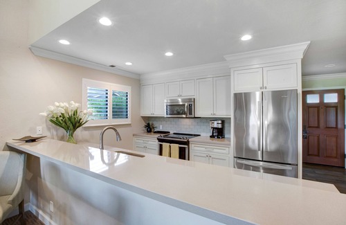 Napa Condominio | Spacious Elegance Where Sunset Meets Fairway