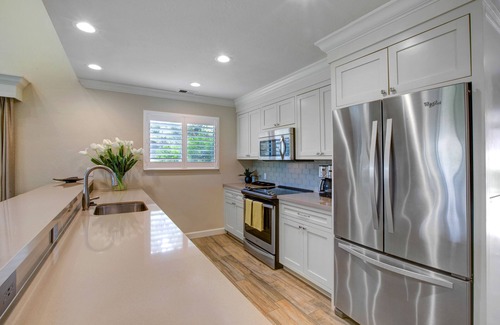 Napa Condominio | Spacious Elegance Where Sunset Meets Fairway