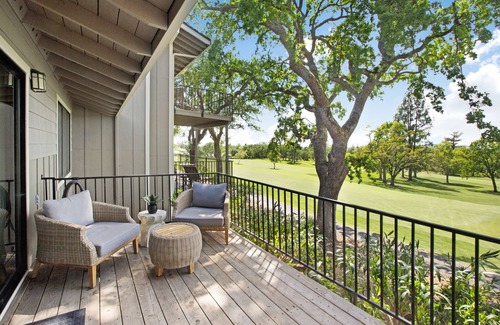 Napa Condominio | Spacious Elegance Where Sunset Meets Fairway