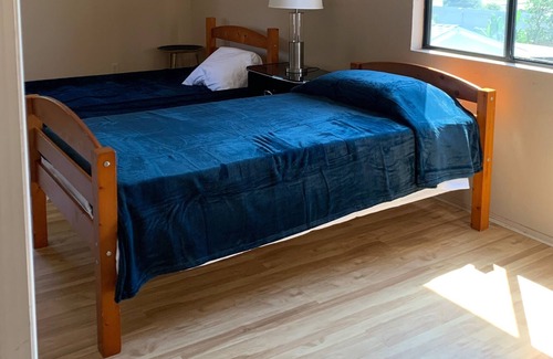 Old Town Camarillo Casa | Furnished Spacious Two Story Home: 3 Bedrooms/3 Bathrooms Old Town Camarillo, CA