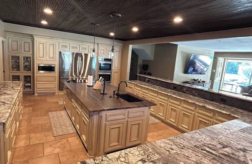Conroe Apartamento | Spacious estate with 2 homes