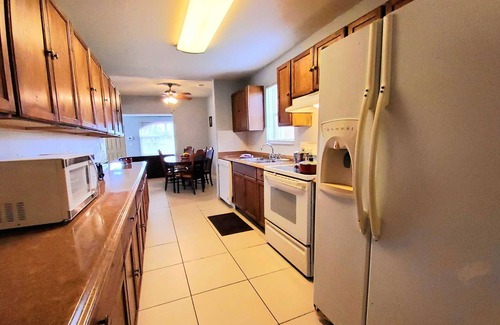 Princeton Casa | Spacious & Expansive Miami Home With Free Parking
