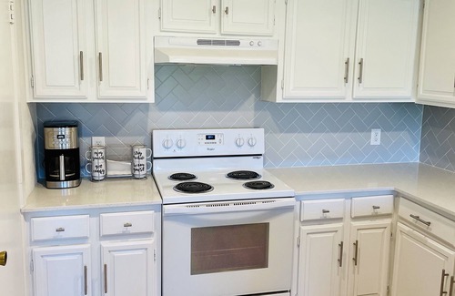 Point Venture Casa | Spacious Fall Retreat, Sleeps 15+, Dog Friendly!