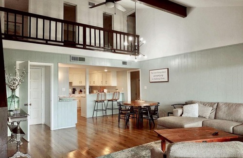 Point Venture Casa | Spacious Fall Retreat, Sleeps 15+, Dog Friendly!
