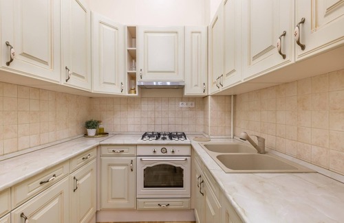 Erzsebetvaros Apartamento | spacious family apartment in the city center