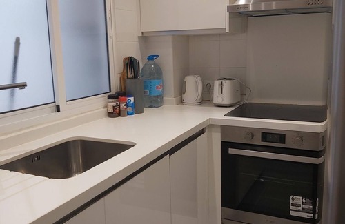 El Ejido Apartamento | Amplio Apartamento Familiar en Málaga, cerca del centro histórico