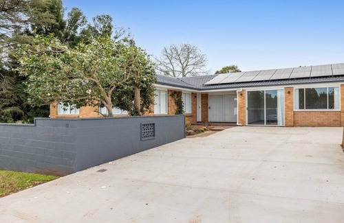 East Toowoomba Casa | Spacious Family Retreat East Toowoomba!