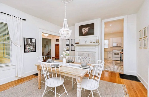 Herron Morton Casa | Spacious Family-Friendly Downtown Oasis ~ Hot Tub!