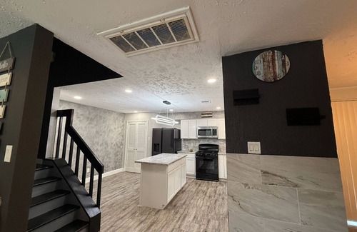 Meadows Place Casa | Spacious Family-Friendly 3BR Home w/Yard Near Richmond & Rosenberg