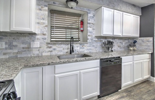 Meadows Place Casa | Spacious Family-Friendly 3BR Home w/Yard Near Richmond & Rosenberg