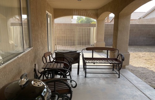 Fortuna Foothills Casa | Spacious family friendly house with access to community pool close to I-8 hwy.