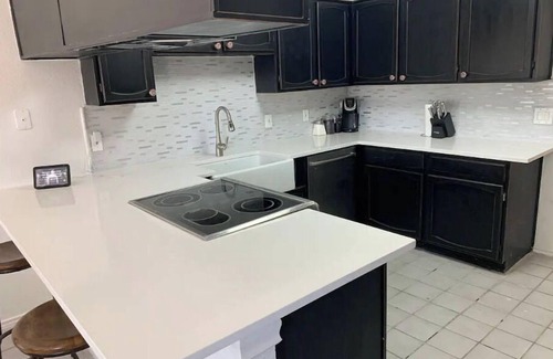 Keller Casa | Spacious Family Friendly Retreat Centrally Located with Big Backyard