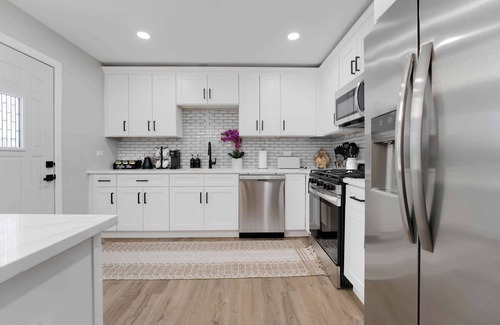 Hanover Park Casa | Spacious Family Getaway | LCP Collection