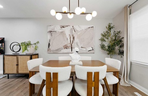 Hanover Park Casa | Spacious Family Getaway LCP Collection