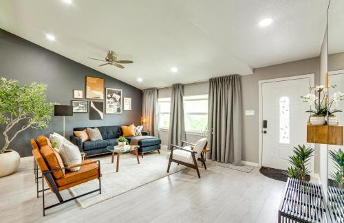 Original Town Casa | Spacious Family Home, 5 Mi to Galleria Dallas!