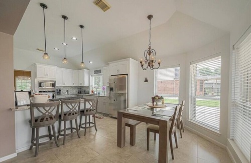 Cinco Ranch Casa | Spacious Family Home Near Attractions – Perfect for Kids & Pets!