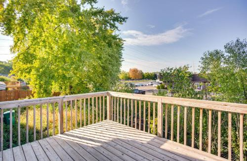 Brooklyn Park Casa | Spacious Family Home 11 Mi to Dtwn Minneapolis!
