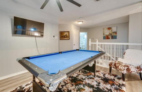 Encino Park Casa | Spacious Family Home with Patio in San Antonio!
