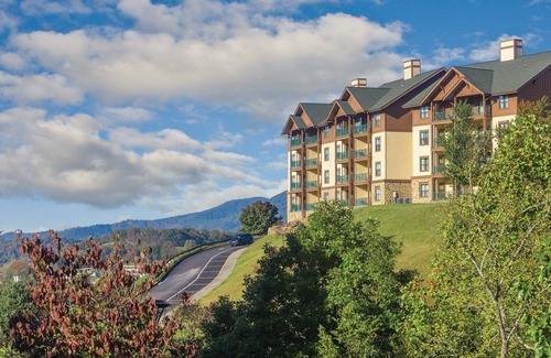 Sevierville Complejo | Amplio complejo familiar cerca del Titanic Museum y Dollywood con 4 piscinas de agua salada
