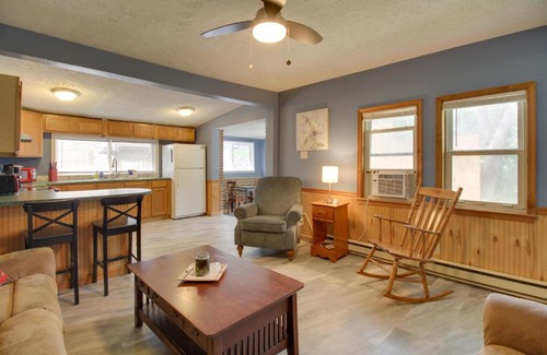 Spottswood Casa | Spacious Fancy Hill Home Hot Tub and Outdoor Spots!