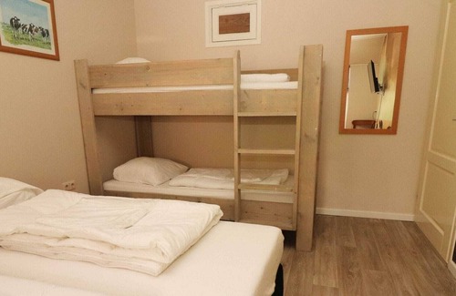 Tweede Exloermond Otro | Amplia casa de campo en Tweede Exloërmond con patio