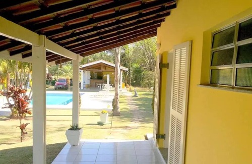 Atibaia Cabaña | Spacious farm in Atibaia, with Pool, Field and Barbecue - Dabra House