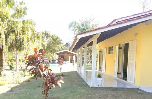 Atibaia Cabaña | Spacious farm in Atibaia, with Pool, Field and Barbecue - Dabra House