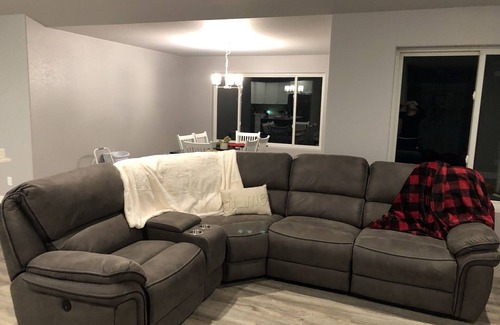 Sturgis Casa | Spacious five bedroom , 3 bathroom home . 1 mile from downtown Sturgis.