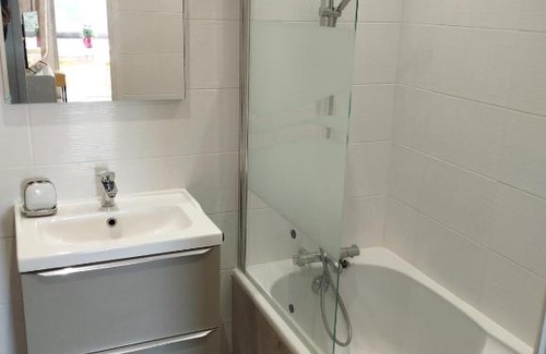 Cannes Casa | Spacious Flat 250 meters from the beaches Ideal for Congresses & Holidays
